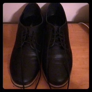 Y Not? Lace Up Women’s Dress Shoes